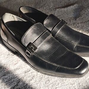 Perry Ellis Black Leather Slip-On Loafers